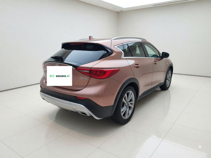 QX30 2017 1.6T RWD Sport photo 6
