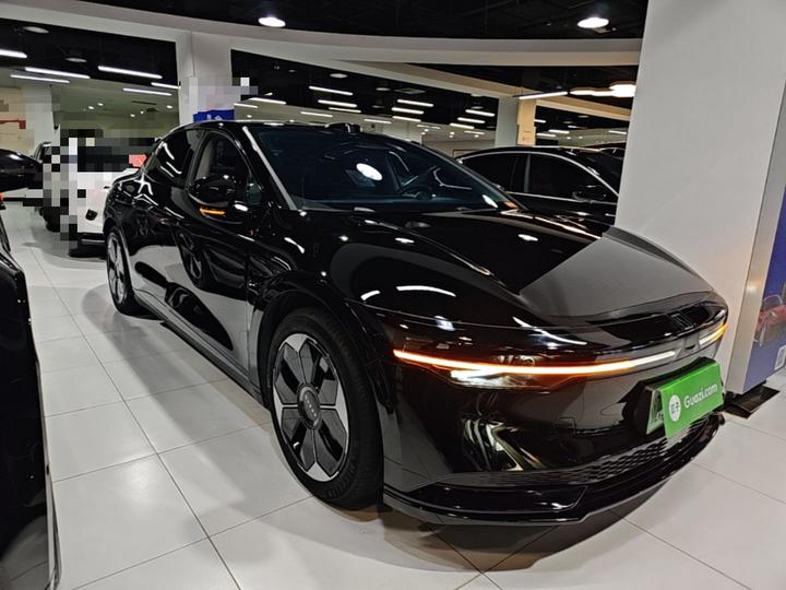 007 2025 RWD ADAS 75kWh photo 3