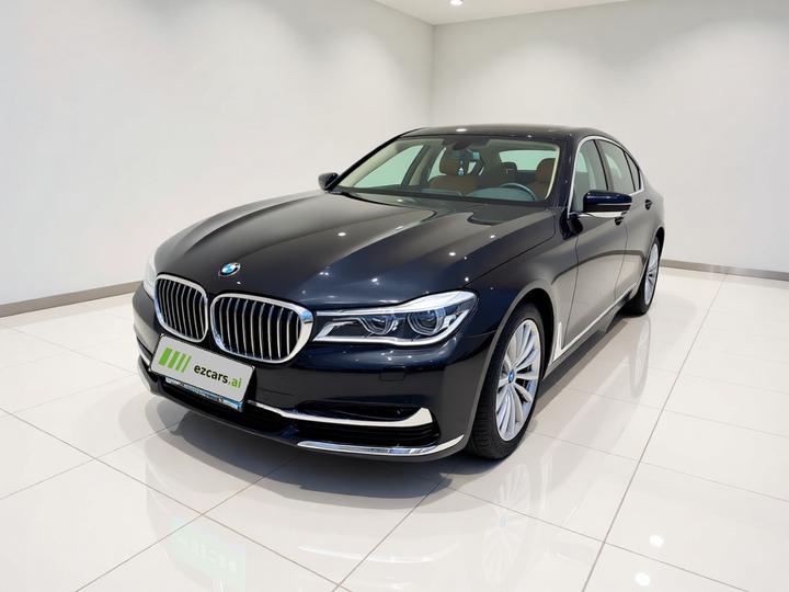 7 Series 2017 740Li Leading