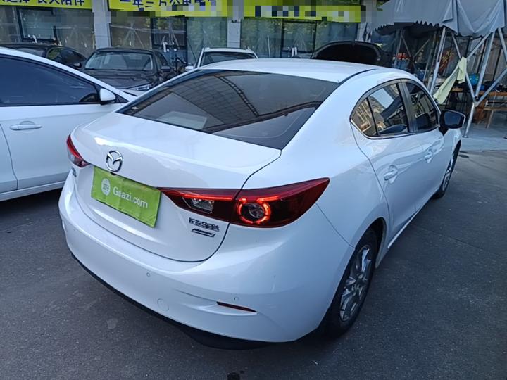 3 Axela 2017 Sedan 1.5L AT Luxury China V photo 6