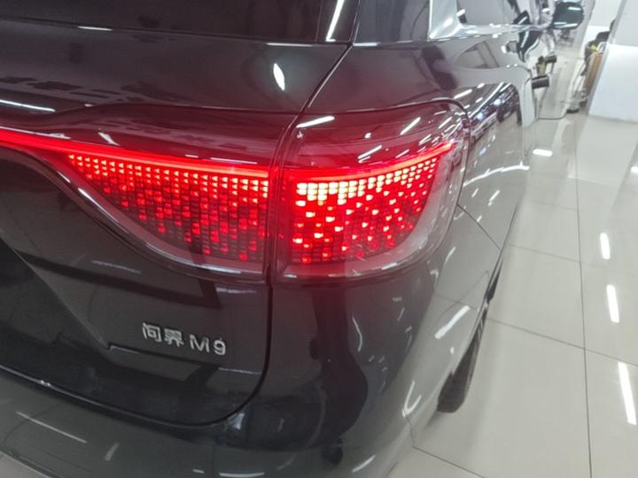 HIMA AITO M9 2024 EREV Ultra 42kWh 6-Seater photo 7