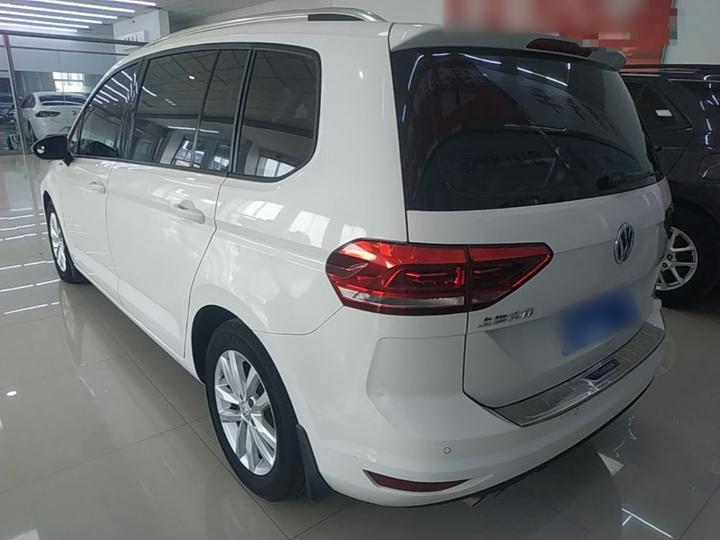 2016 L 280TSI DSG Comfort photo 4