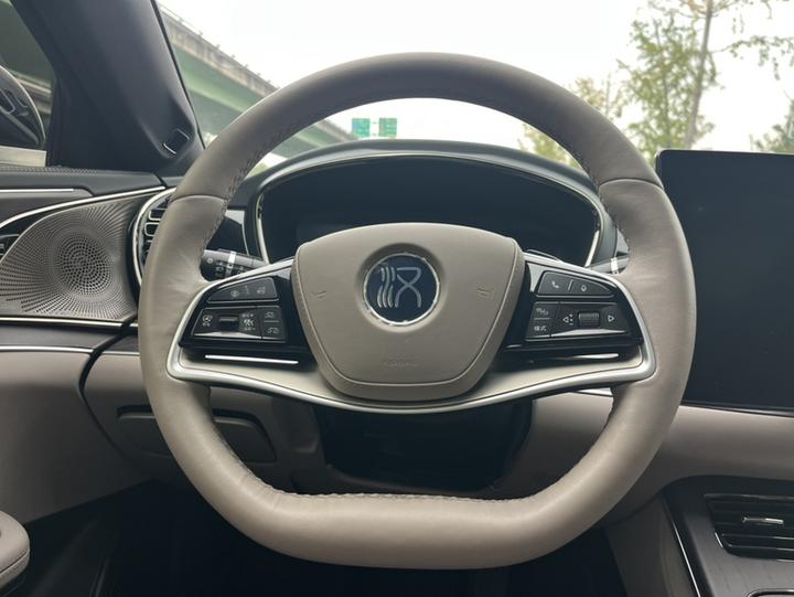 Han 2025 EV 701KM LiDAR ADAS photo 2