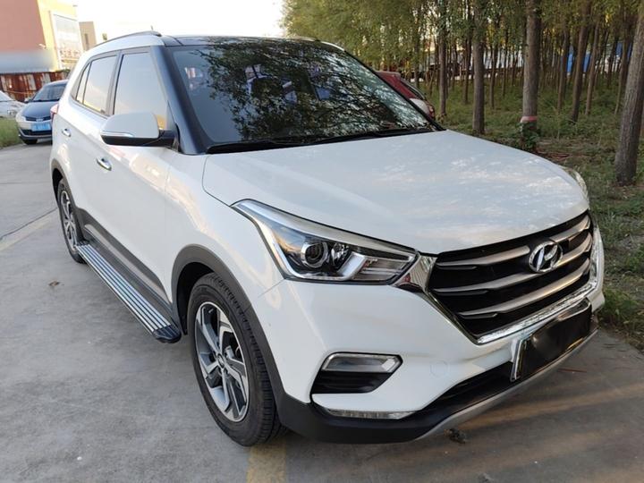 ix25 2017 1.6L AT Smart photo 3