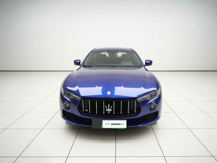Levante 2018 3.0T Luxury photo 2