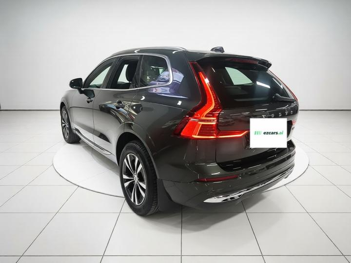 XC60 2022 B5 AWD Luxury photo 4