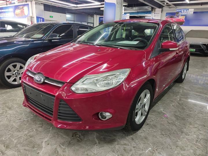 Focus 2012 Hatchback 1.6L AT