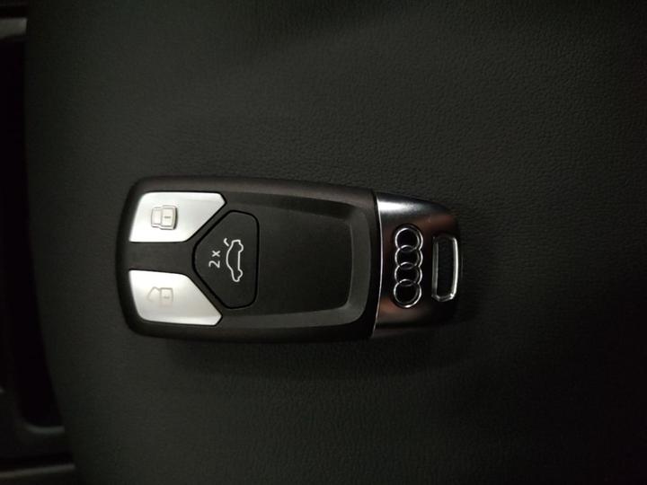 Q5L 2024 40 TFSI Luxury Dynamic photo 8