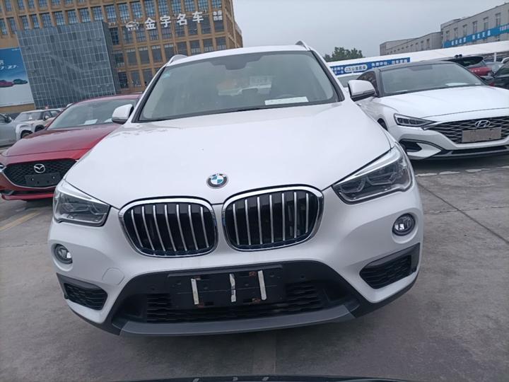X1 2019 sDrive20Li Leading photo 2