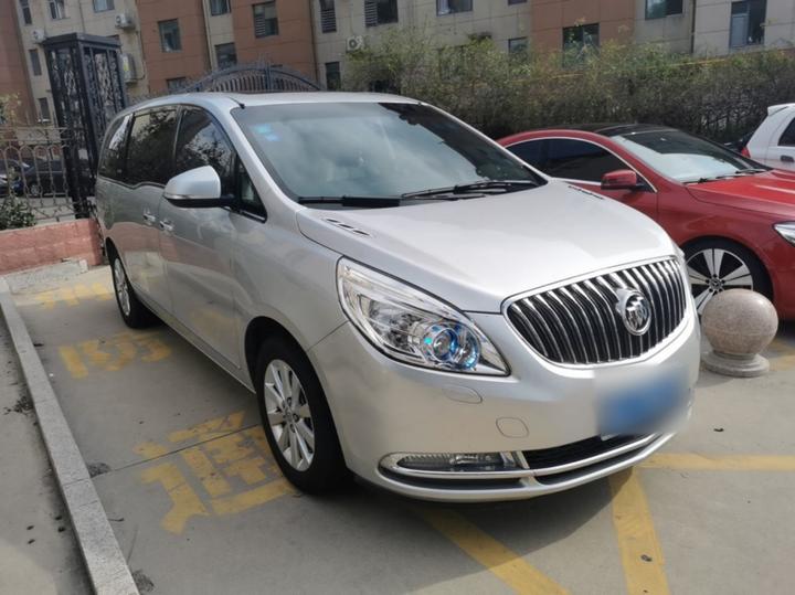 GL8 2014 2.4L LT Luxury Business Executive photo 3