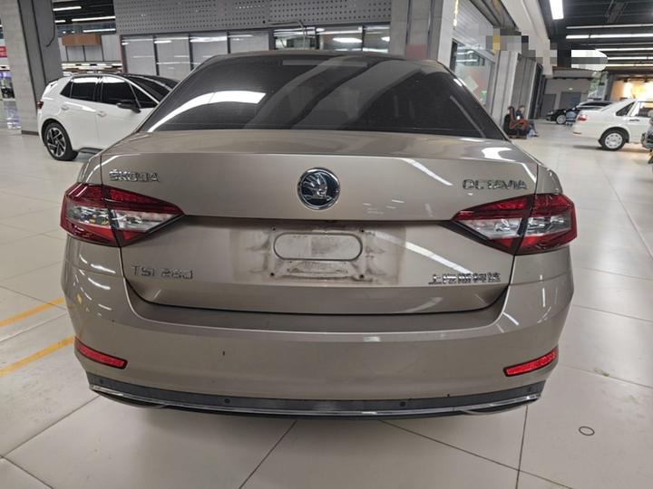 Octavia 2018 TSI280 DSG Luxury photo 3