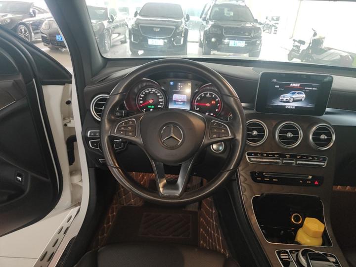 GLC 2017 GLC 300 4MATIC Dynamic photo 6