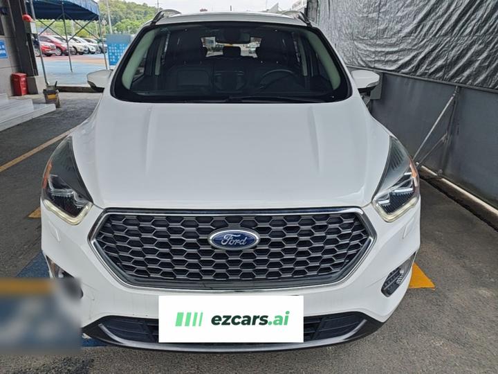 Kuga 2019 EcoBoost 180 RWD China V photo 2