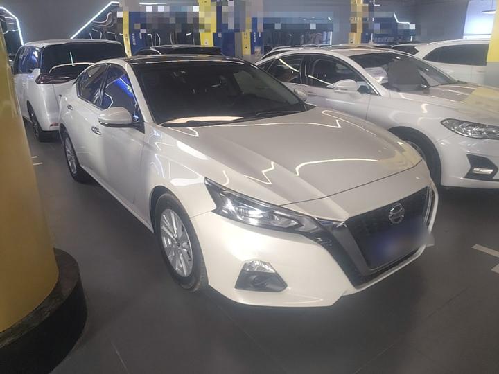 Teana 2020 Facelift 2.0L XL Comfort photo 3