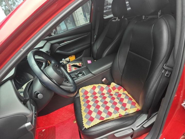 3 Axela 2020 1.5L AT photo 7