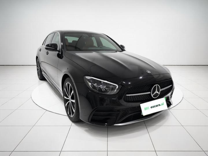 E-Class EV 2022 E 350 e L PHEV Sport photo 3