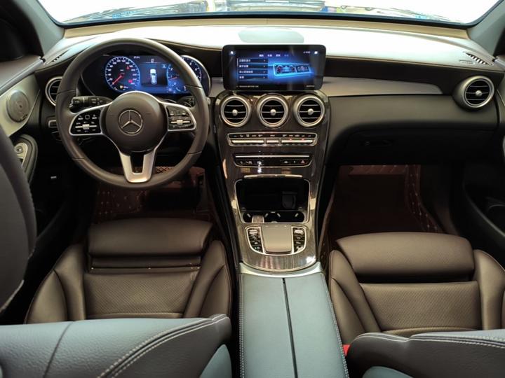 GLC 2022 Facelift GLC 260 L 4MATIC Dynamic photo 2