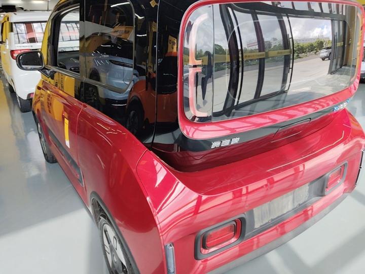 E300 2020 Plus photo 4