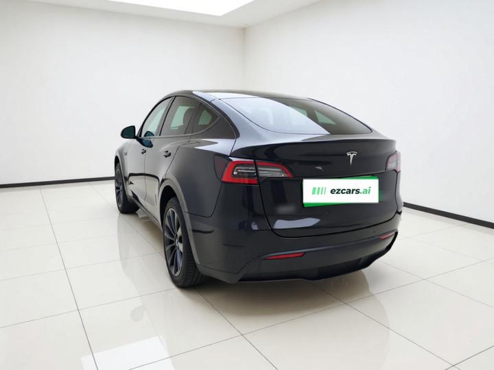 Model Y 2023 RWD photo 4