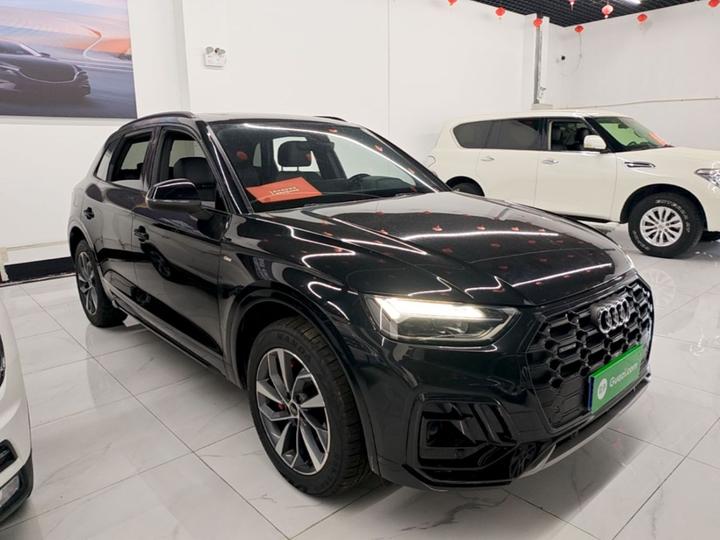 Q5L 2024 40 TFSI Luxury Dynamic photo 3