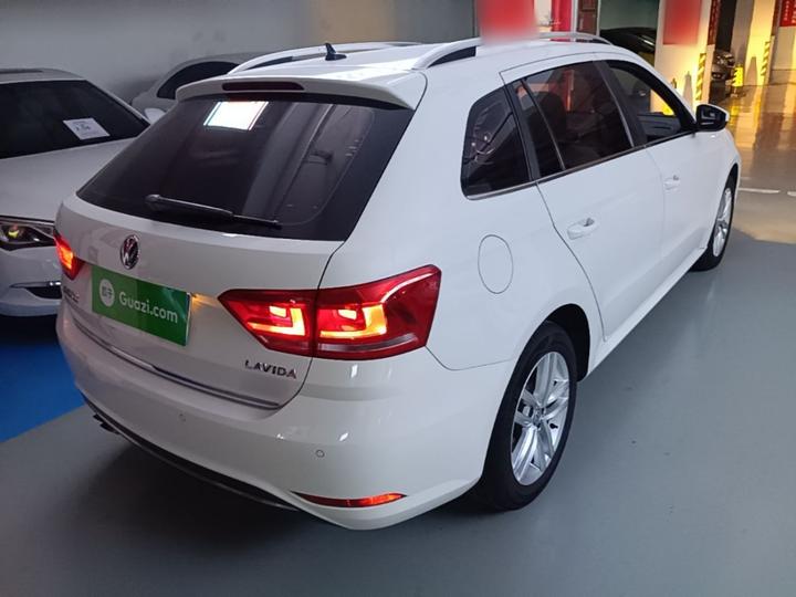 2017 230TSI DSG Comfort photo 4