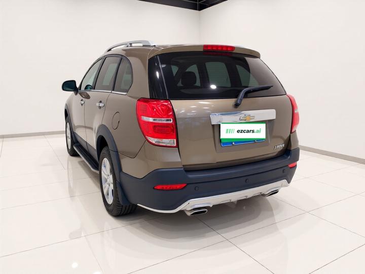 2015 2.4L RWD City 7-Seater photo 4