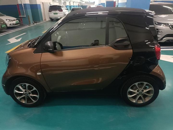 fortwo 2015 1.0L 52 Coupe photo 3