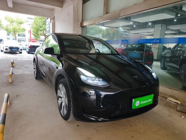 Model Y 2022 Facelift RWD photo 3