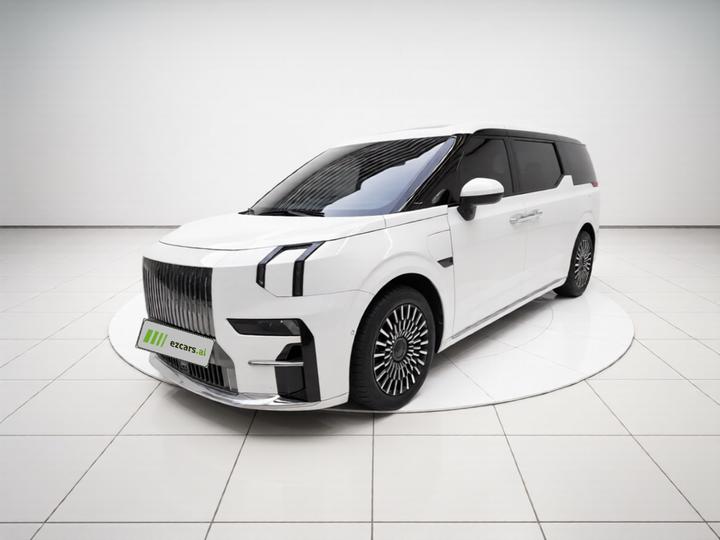 009 2024 7-Seater AWD 108kWh