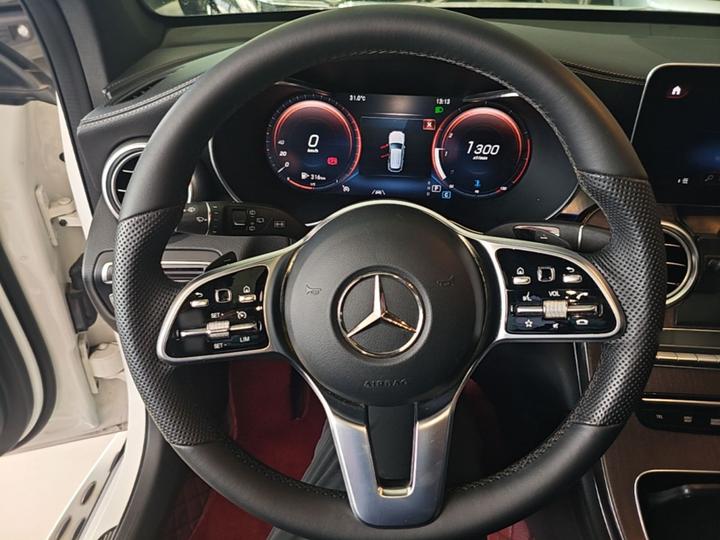 GLC 2022 GLC 300 L 4MATIC Dynamic Edition photo 6