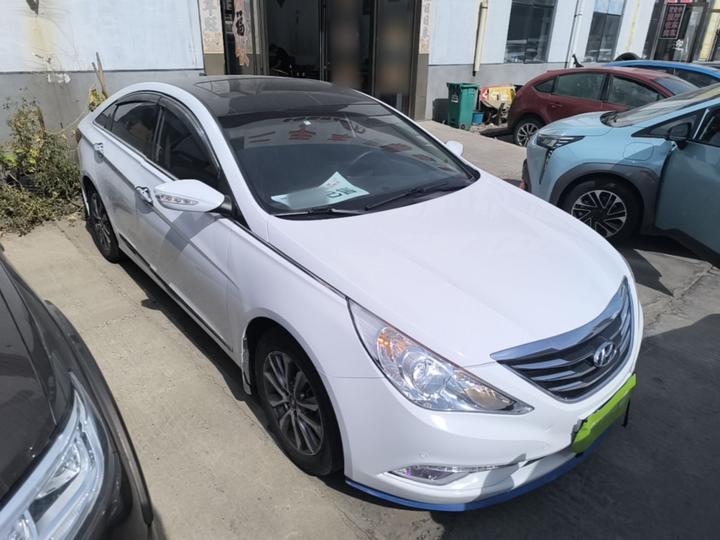 Sonata 2014 2.0L AT Leading photo 3