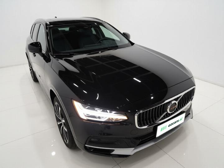 V90 2024 Cross Country B5 AWD photo 3