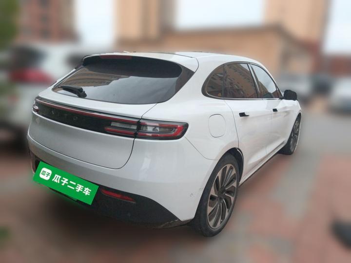 HIMA AITO M5 2022 EREV AWD Flagship photo 6
