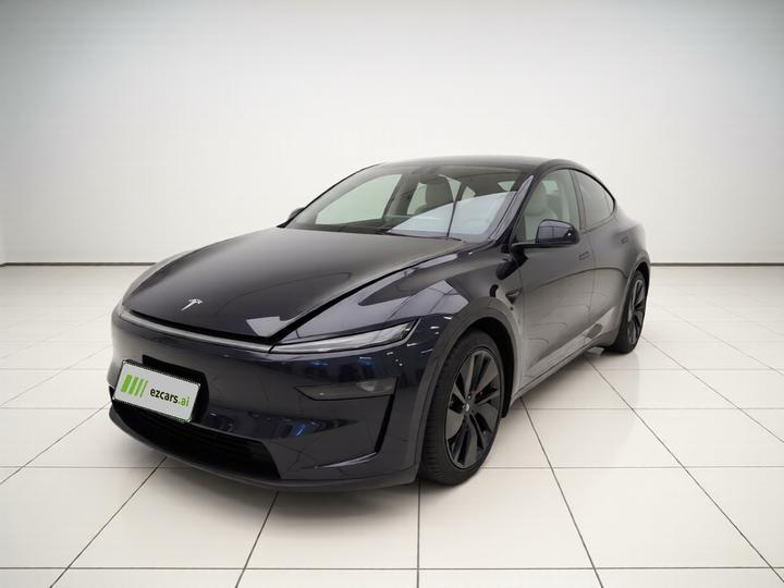 Model Y 2025 RWD Launch Edition