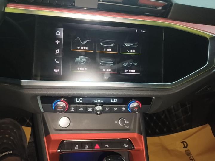 Q3 2019 40 TFSI quattro Fashion Dynamic photo 8