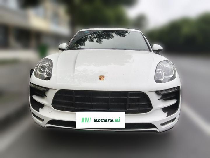 2017 Macan 2.0T photo 2