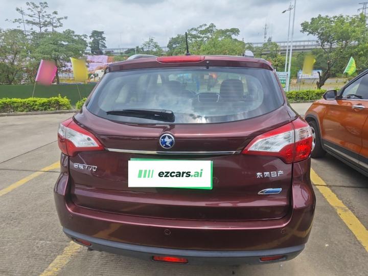 T70 2016 2.0L CVT photo 3