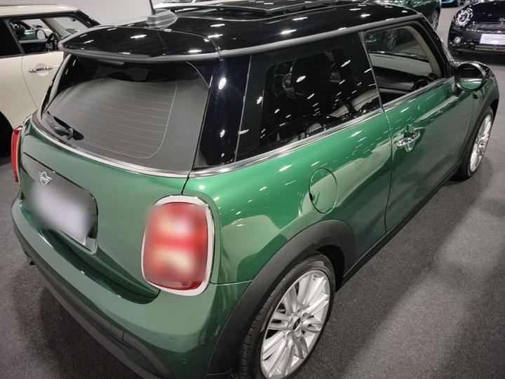 2022 1.5T COOPER photo 4