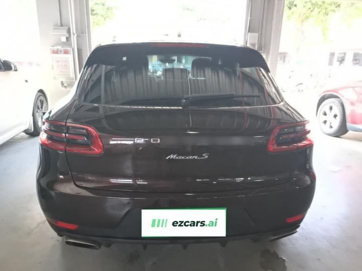 2016 Macan 2.0T photo 3