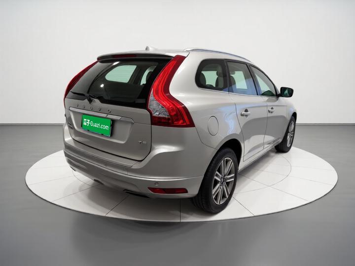 XC60 2016 T5 photo 4