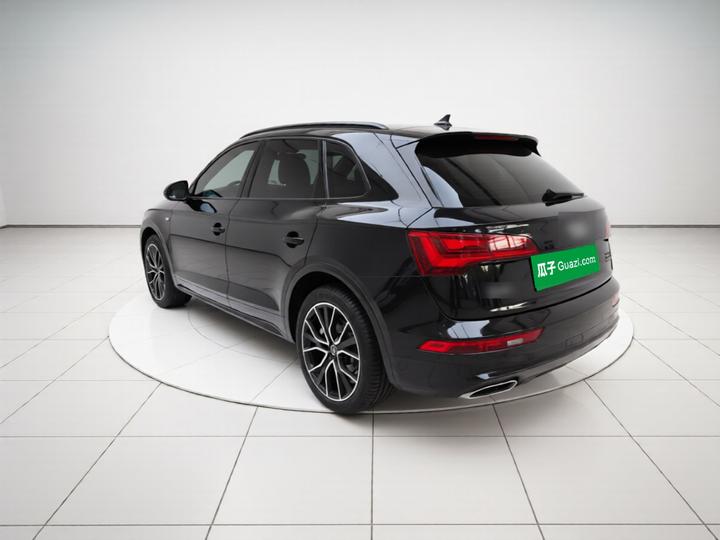 Q5L 2026 45 Collection 40 TFSI Luxury Dynamic photo 4