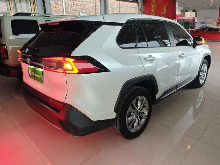 Wildlander 2020 Hybrid 2.5L E-CVT RWD Luxury photo 4