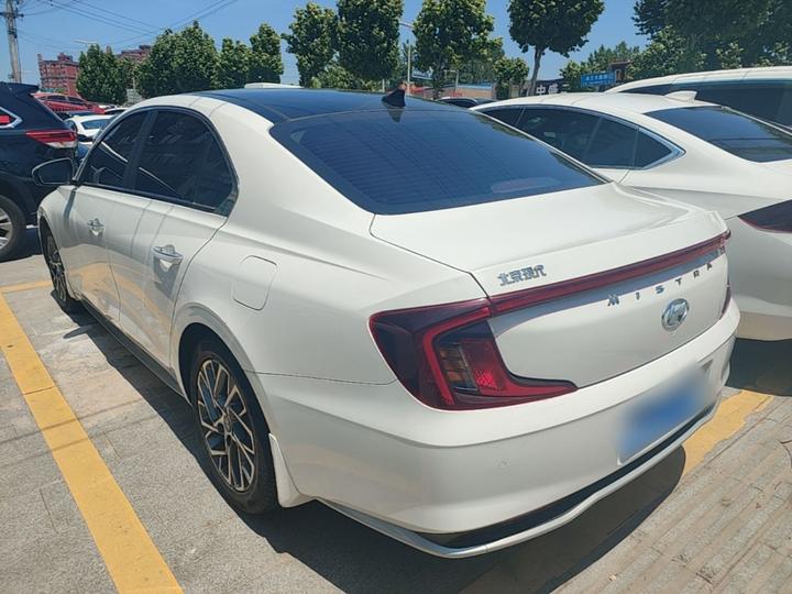 Mistra 2021 1.8L CVT GLX Elite photo 4