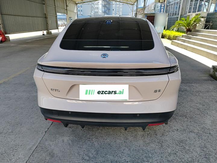 ET5 2024 75kWh photo 3