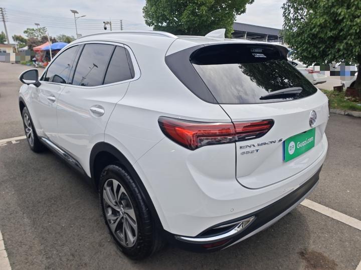 2023 Envision S 652T RWD Luxury photo 4