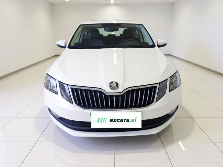 Octavia 2022 1.5L AT Comfort photo 2