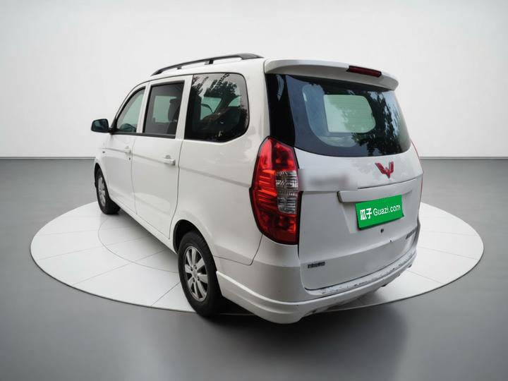 Wuling Hongguang 2016 1.5L S Comfort photo 4