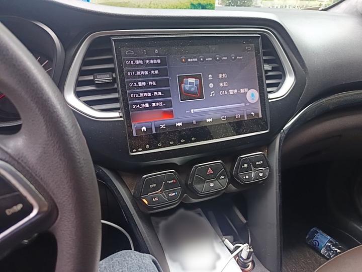 GAC Trumpchi GS4 2015 200T MT Elite photo 5