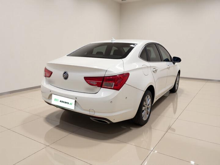 Verano 2015 Sedan 20T DCT Luxury photo 4