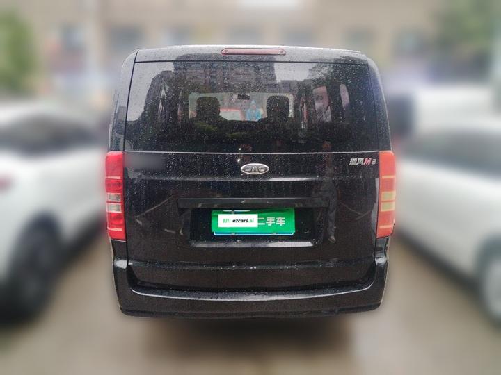 Refine M3 2018 1.6L 7-Seater photo 5